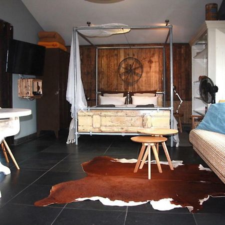 Garden House, Private Studio Apartment With Wifi And Free Parking For 1 Car Weesp Luaran gambar